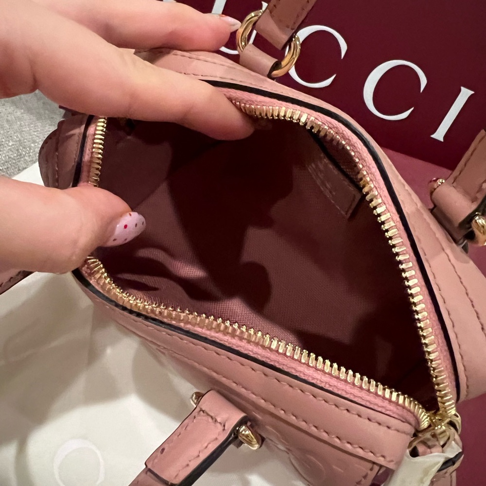 Sold not available Gucci GG Super Mini Blush Pink Leather Crossbody Bag - Picture 8 of 14